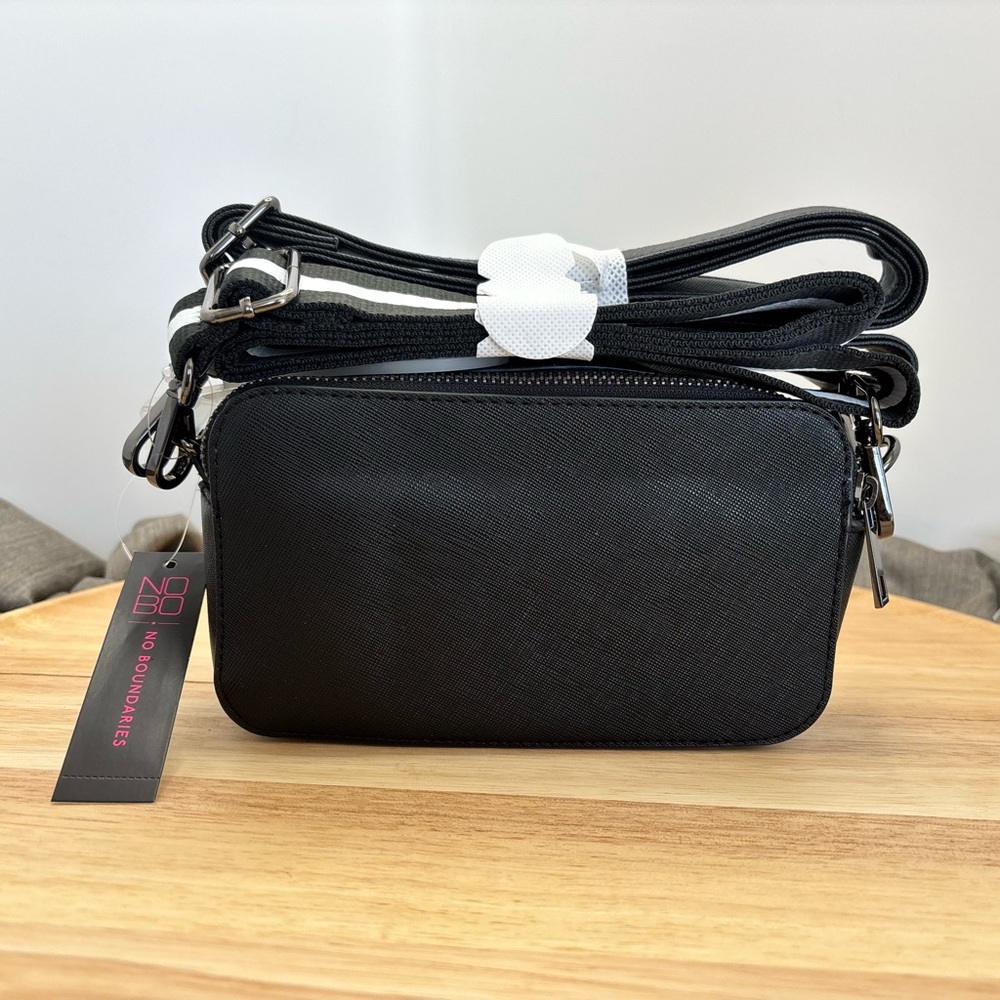 No Boundaries Black Camera Crossbody Bag, NWT